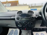 USED 2001 Y VOLKSWAGEN BEETLE 2.0 8V 3d 114 BHP Great Looking Beetle - Lots of Service History