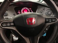 USED 2009 59 HONDA CIVIC 2.0 I-VTEC TYPE-R CHAMPIONSHIP WHITE 3d 198 BHP * CLIMATE CONTROL * PARKING SENSORS * 18 INCH ALLOY WHEELS *