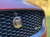 USED 2018 18 JAGUAR E-PACE 2.0 E-PACE R-DYNAMIC HSE 5d 178 BHP 4WD AUTO Glass Panoramic Roof 20" Alloy