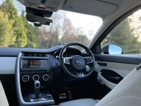 USED 2018 18 JAGUAR E-PACE 2.0 E-PACE R-DYNAMIC HSE 5d 178 BHP 4WD AUTO Glass Panoramic Roof 20" Alloy