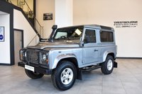 USED 2011 61 LAND ROVER DEFENDER 2.4 90 TD COUNTY STATION WAGON 3d 121 BHP 7 Service Stamps, Low Mileage