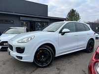 USED 2015 15 PORSCHE CAYENNE 3.0 D V6 TIPTRONIC S 5d 262 BHP **Huge Spec - ** Factory Bodykit - 21