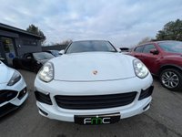 USED 2015 15 PORSCHE CAYENNE 3.0 D V6 TIPTRONIC S 5d 262 BHP **Huge Spec - ** Factory Bodykit - 21