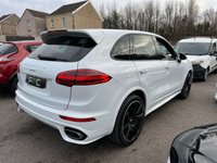USED 2015 15 PORSCHE CAYENNE 3.0 D V6 TIPTRONIC S 5d 262 BHP **Huge Spec - ** Factory Bodykit - 21