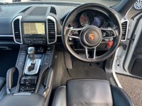 USED 2015 15 PORSCHE CAYENNE 3.0 D V6 TIPTRONIC S 5d 262 BHP **Huge Spec - ** Factory Bodykit - 21