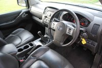 USED 2011 61 NISSAN NAVARA 2.5 DCI TEKNA 4X4 DCB 188 BHP www.suffolkcarcentre.co.uk - Located at Ilketshall