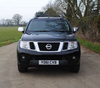 USED 2011 61 NISSAN NAVARA 2.5 DCI TEKNA 4X4 DCB 188 BHP www.suffolkcarcentre.co.uk - Located at Ilketshall