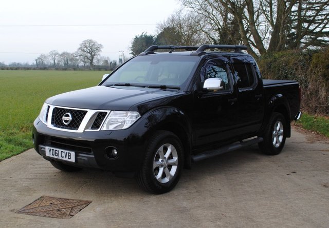 2011 61 Nissan Navara 2.5 DCI TEKNA 4X4 DCB 188 BHP