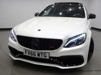 USED 2017 66 MERCEDES-BENZ C-CLASS C63 4.0 V8 BITURBO (510 PS) AMG S (PREMIUM) SpdS MCT ( ULEZ - EURO 6 ) (S/S) 4DR + NAV + PAN ROOF + E/M/HEATED 2 TONE RED / BLACK LEATHER PERFORMANCE SEATS + DESIGNO DIAMOND WHITE PAINTWORK + CARBON INTERIOR + HEAD UP + KEYLESS PANROOF+PERFORMANCE EXHAUST / SEATS+NAV+HEAD UP+CAM