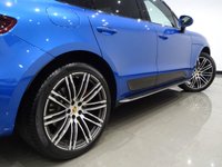 USED 2017 17 PORSCHE MACAN 3.6T (440 PS) TURBO PERFORMANCE PDK 4WD ( EURO 6 ) (S/S) 5DR + �&pound;24K EXTRAS + NAV + PAN ROOF + BURMESTER + E/M/HEATED 18 WAY ADAPTIVE LEATHERS + BLINDS + CARBON + CRUISE + M/MEDIA + PDLS PLUS LIGHTS + R/CAMERA + F-R PARK + PRIVACY + SPORTS EXHAUST + AIR SUSPENSION + 21 S + E/BOOT PANROOF+21 S+PDLS PLUS+R/CAM+LEATHER+CARBON+BURMESTER