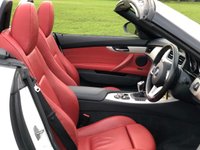USED 2015 65 BMW Z4 2.0 Z4 SDRIVE18I ROADSTER 2d 155 BHP RED LEATHER