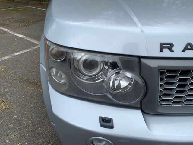 View our LAND ROVER RANGE ROVER SPORT