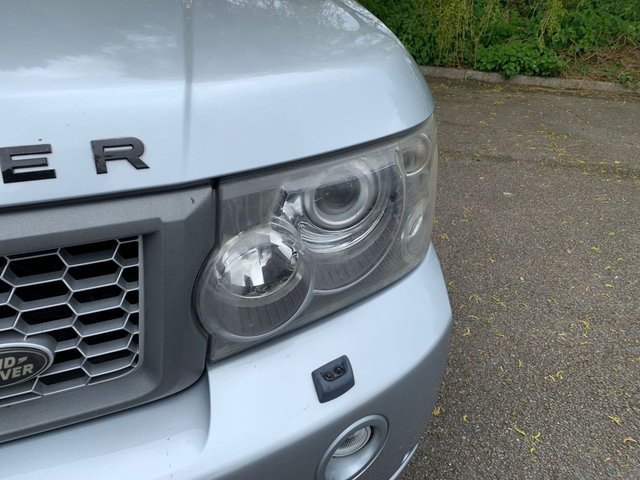 View our LAND ROVER RANGE ROVER SPORT