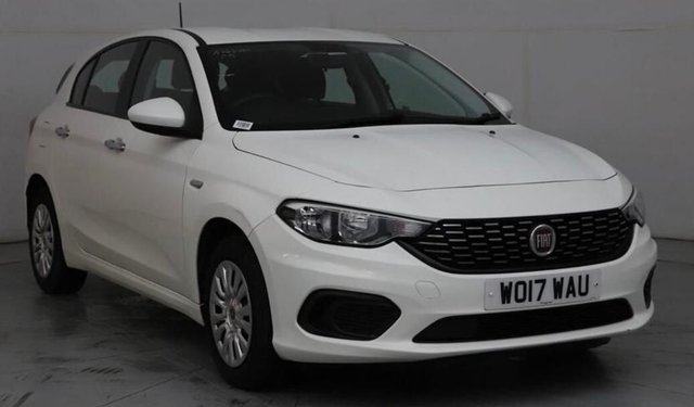 2017 17 Fiat Tipo 1.4 EASY 5d 94 BHP