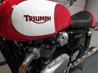 USED 2017 17 TRIUMPH Thruxton 1200 1200cc WITH CUSTOM PAINT WORK