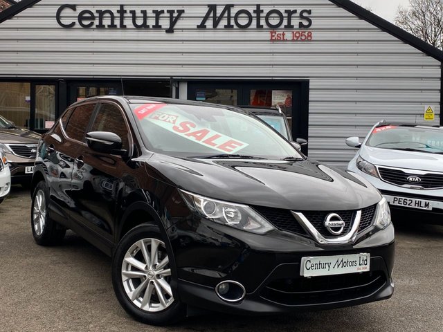 2014 14 Nissan Qashqai 1.5 DCi Acenta PREMIUM (Smart Vision) 5dr - GLASS ROOF