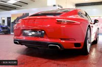 USED 2017 67 PORSCHE 911 3.0 CARRERA PDK 2d 364 BHP LOW MILEAGE / SUPERB CONDITION