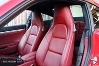 USED 2017 67 PORSCHE 911 3.0 CARRERA PDK 2d 364 BHP LOW MILEAGE / SUPERB CONDITION