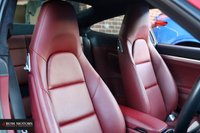 USED 2017 67 PORSCHE 911 3.0 CARRERA PDK 2d 364 BHP LOW MILEAGE / SUPERB CONDITION
