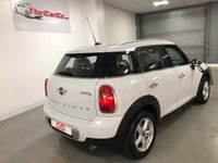 USED 2013 63 MINI COUNTRYMAN 2.0 COOPER D 5d 110 BHP * CLIMATE * PARKING SENSORS * LEATHER TRIM * ALLOY WHEELS *
