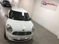USED 2013 63 MINI COUNTRYMAN 2.0 COOPER D 5d 110 BHP * CLIMATE * PARKING SENSORS * LEATHER TRIM * ALLOY WHEELS *