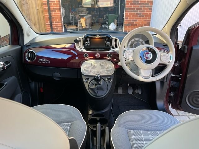 2019 Fiat 500 Lounge £10,990