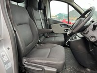 USED 2018 18 RENAULT TRAFIC 1.6 SL27 SPORT NAV DCI 120 BHP 
