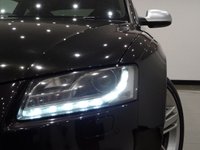 USED 2012 61 AUDI RS5 4.2 V8 FSI (444 BHP) RS5 S TRONIC QUATTRO 2DR + NAV + E/MEMORY/HEATED LEATHERS + CARBON INLAYS + DRIVE SELECT + CRUISE + MULTIMEDIA + R/CAMERA + F-R PARK ASSIST + XENON / LED + PRIVACY + 19