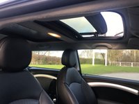 USED 2008 08 MINI CLUBMAN 1.6 COOPER 5d 118 BHP ELECTRIC GLASS ROOF + LEATHER