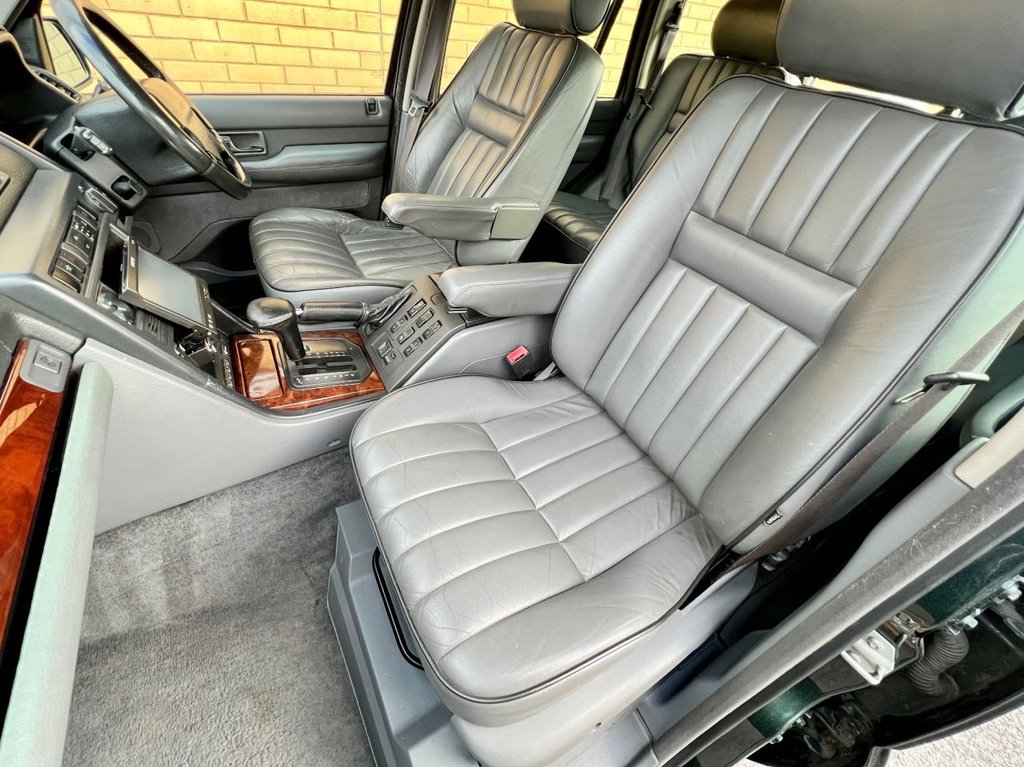 USED 2000 W LAND ROVER RANGE ROVER P38 // 2.5 DT // 5d // 134 BHP // px swap 