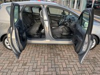USED 2012 12 VAUXHALL MERIVA 1.7 EXCLUSIV AC CDTI 5d 108 BHP NO-NONSENSE HOME DELIVERY