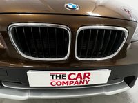 USED 2010 60 BMW X1 2.0 XDRIVE20D SE 5d 174 BHP * CRUISE * SPORTS SEATS * PAN ROOF * CLIMATE * PARKING SENSORS *