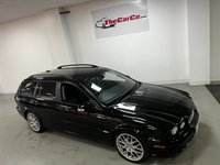USED 2009 09 JAGUAR X-TYPE 2.2 SE 5d 145 BHP * CLIMATE, PARKING SENSORS * LEATHER TRIM * 18 INCH ALLOYS * NAVIGATION *