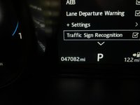 USED 2017 66 JAGUAR XF 2.0 D R-SPORT AWD 4d 177 BHP 