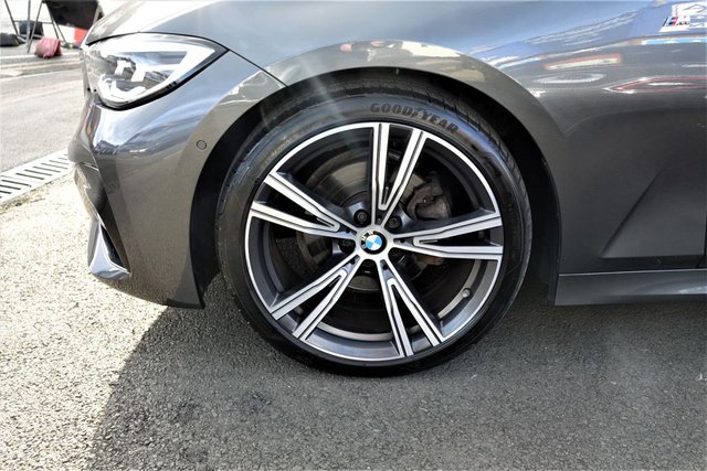 View our BMW 3 SERIES