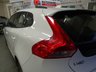 USED 2015 15 VOLVO V40 1.6 D2 CROSS COUNTRY LUX NAV 5d 113 BHP STUNNING TWO-TONE INTERIOR