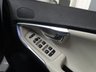 USED 2015 15 VOLVO V40 1.6 D2 CROSS COUNTRY LUX NAV 5d 113 BHP STUNNING TWO-TONE INTERIOR