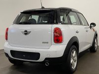 USED 2012 MINI COUNTRYMAN 1.6 COOPER 5d 122 BHP Automatic