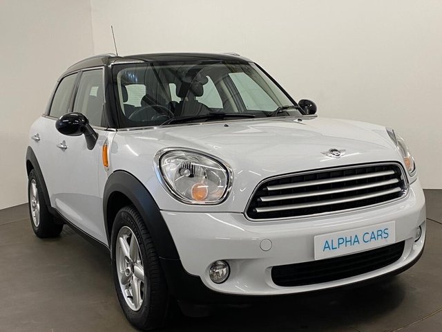 2012 MINI Countryman 1.6 COOPER 5d 122 BHP