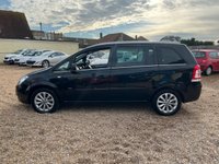 USED 2014 14 VAUXHALL ZAFIRA 1.8 DESIGN NAV 5d 138 BHP Top Spec Zafira with Nav & Bluetooth