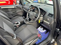 USED 2014 14 VAUXHALL ZAFIRA 1.8 DESIGN NAV 5d 138 BHP Top Spec Zafira with Nav & Bluetooth