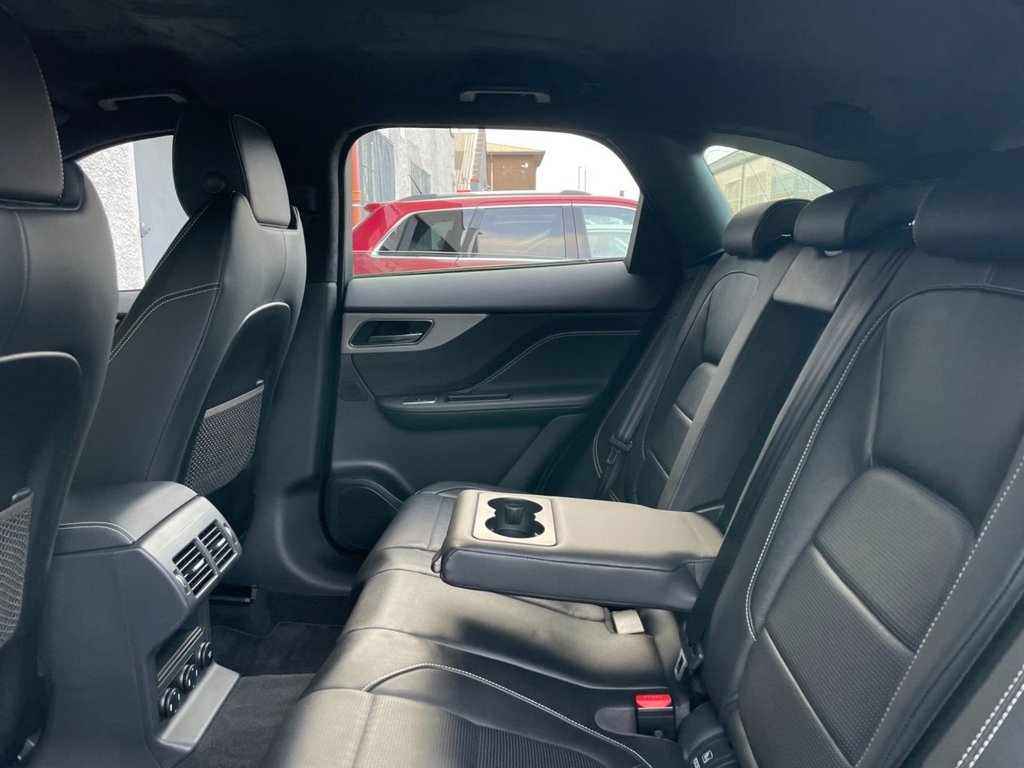 USED 2018 68 JAGUAR F-PACE 2.0 R-SPORT AWD 5d 177 BHP 