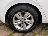 USED 2018 18 VOLKSWAGEN POLO 1.0 SE 5d 65 BHP 2018 VW POLO 1.0 SE 5DR - IDEAL 1ST CAR - 36,500 MILES ONLLY - 1 FORMER KEEPER - CAR NET APP CONNECTIVITY WITH TOUCH SCREEN - FRONT COLISSION RADAR SENSOR - 15 INCH BRIGHT SILVER ALLOYS