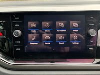 USED 2018 18 VOLKSWAGEN POLO 1.0 SE 5d 65 BHP 2018 VW POLO 1.0 SE 5DR - IDEAL 1ST CAR - 36,500 MILES ONLLY - 1 FORMER KEEPER - CAR NET APP CONNECTIVITY WITH TOUCH SCREEN - FRONT COLISSION RADAR SENSOR - 15 INCH BRIGHT SILVER ALLOYS