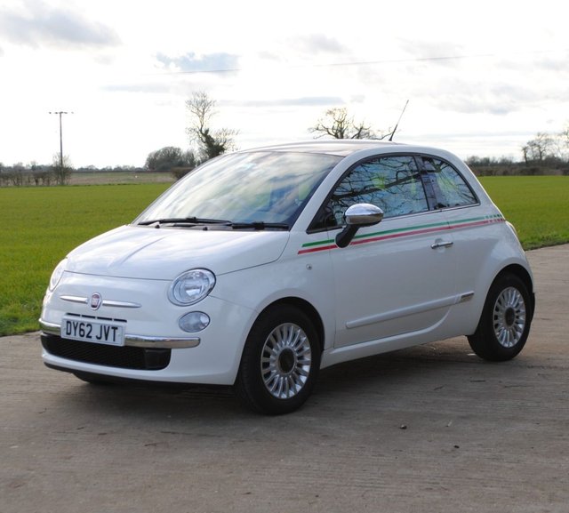 2012 62 Fiat 500 1.2 LOUNGE 3d 69 BHP