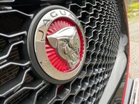 USED 2019 19 JAGUAR F-PACE 2.0L R-SPORT AWD 5d AUTO 177 BHP 