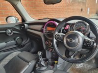 USED 2014 64 MINI HATCH COOPER 1.5 COOPER D 3d 114 BHP HALF LEATHER SPORTS INTERIOR
