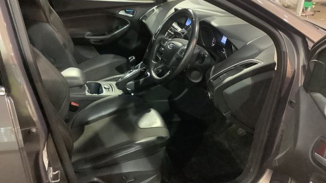 2011 FORD FOCUS 1.6 TITANIUM X 5d 148 BHP - Photo 5