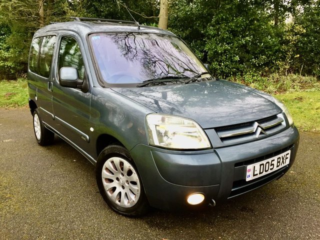 2005 05 Citroen Berlingo 2.0 MULTISPACE DESIRE HDI 5d 89 BHP ''PART EXCHANGE TO CLEAR''//JUST HAD NEW MOT AND NEW CLUTCH-ALTERNATOR-BATTERY//BIG SUNROOF