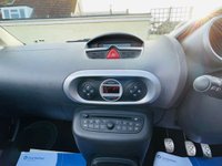USED 2010 60 RENAULT WIND ROADSTER 1.6 DYNAMIQUE S VVT 2d 133 BHP Convertible with Heated Leather Seats